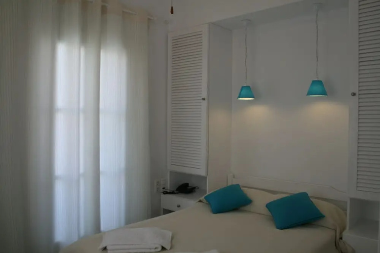 Spiros & Hiroko Hotel - Adults Only