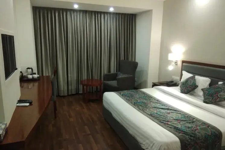 MJ Grand Inn