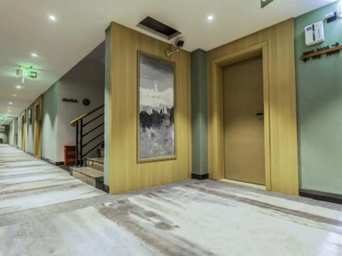 Baojing Mijia Youpin Hotel