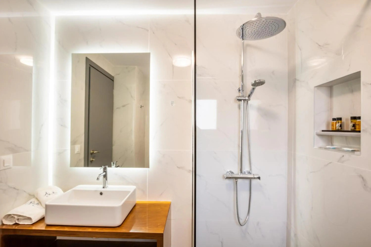 Apolis Beachscape Hotel