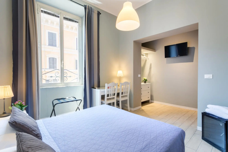 AmoRoma Suite