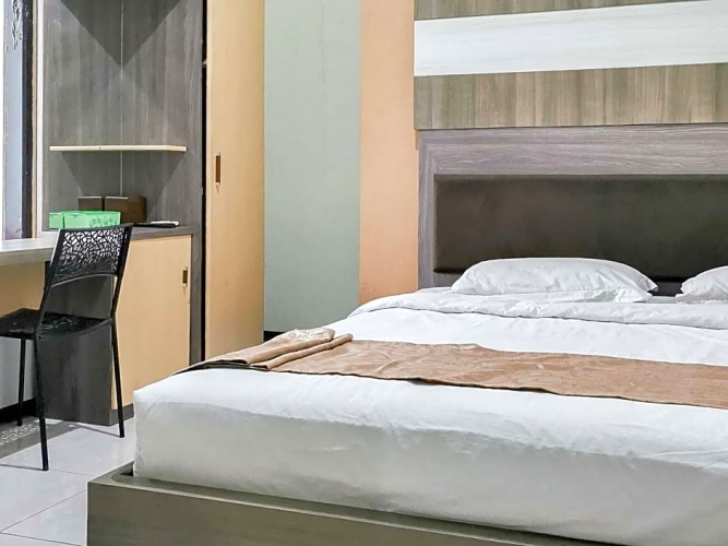 Economy room