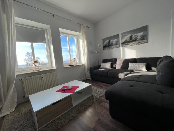 Apartment with sea view