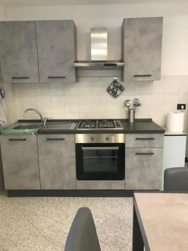 Appartamento sulla piazza 90 m dal mare