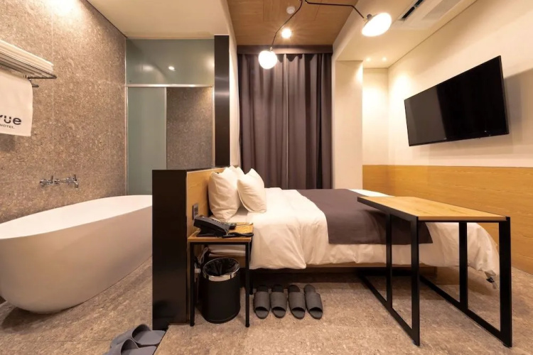 Cheonan Vue Hotel