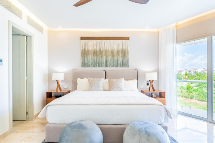 Apartment with sea view