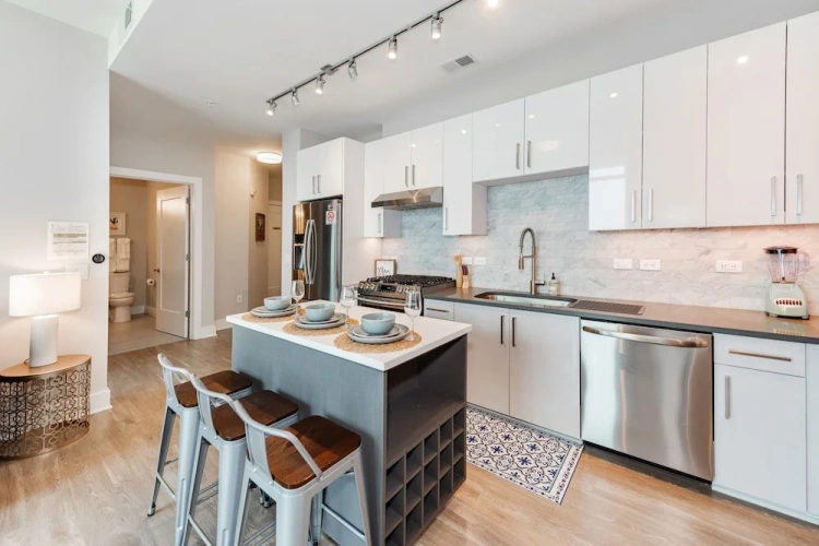 1 Bedroom Apartment