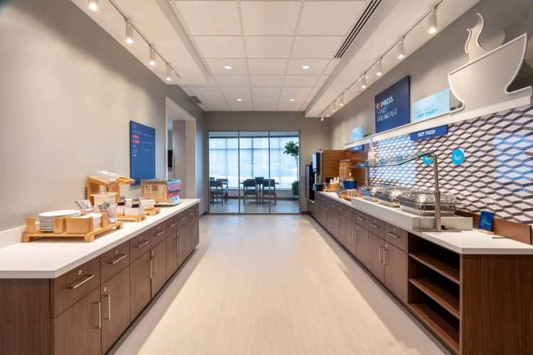 Holiday Inn Express & Suites Vaughan-Southwest photo 33