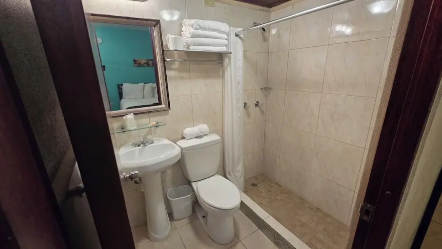 I Love Combate Rooms & Suites