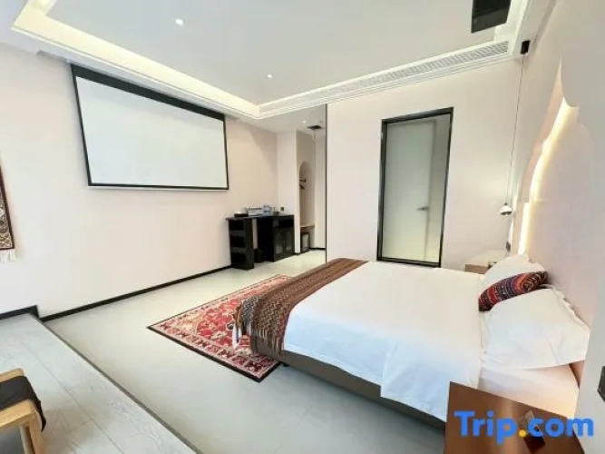 Standard Double room with view