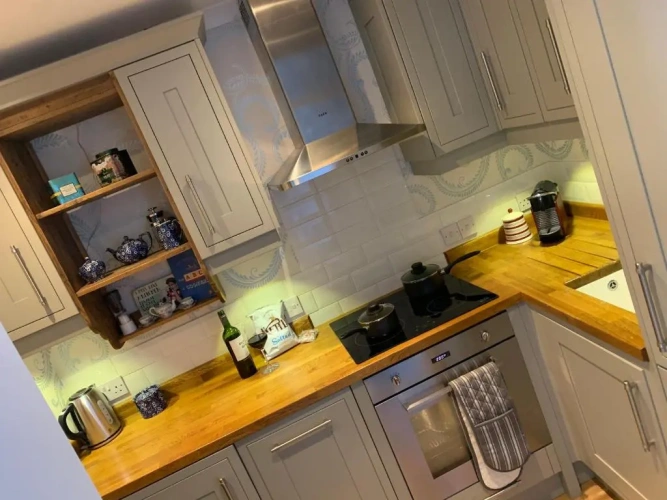 2 Bedrooms Apartment