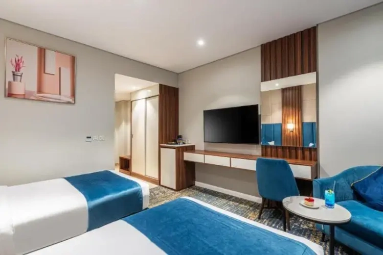 2 Bedrooms Apartment