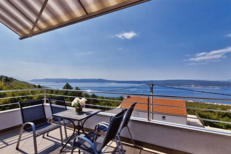 Apartments Manoy