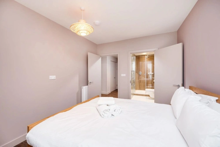 2 Bedrooms Apartment with balcony