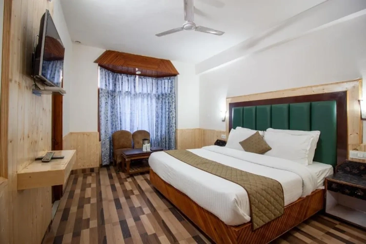 Deluxe Double room