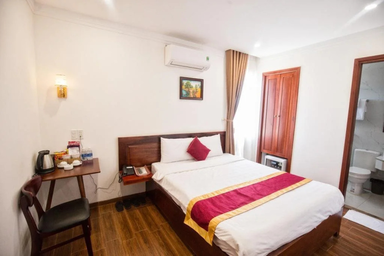Le Centre Hotel