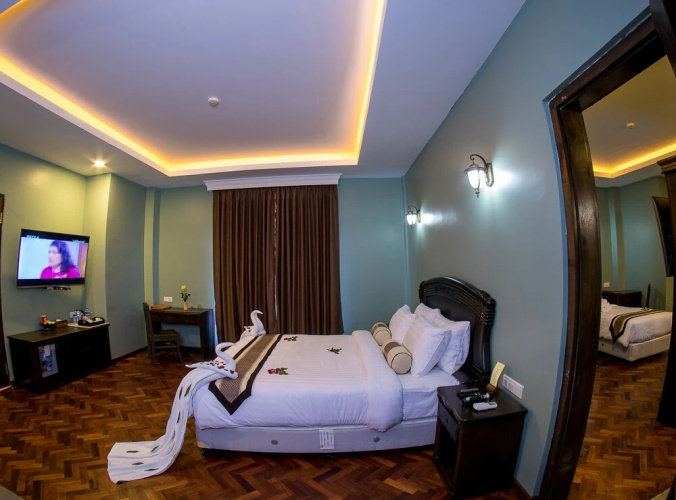 Lustre Bagan Resort