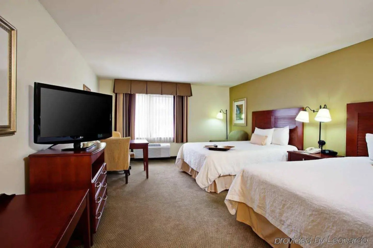 Hampton Inn & Suites by Hilton San Diego SeaWorld Near Old Town