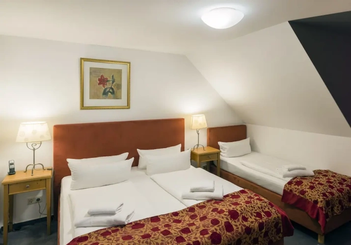 4 Bedrooms Superior Apartment with view