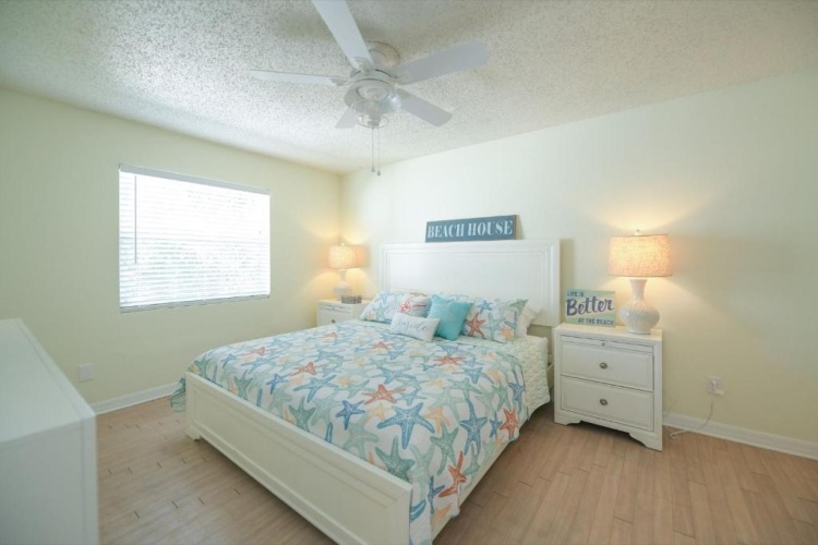 Apartment with sea view