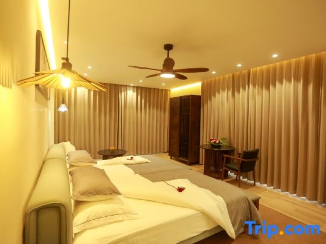 3 Bedrooms Presidential Suite with view