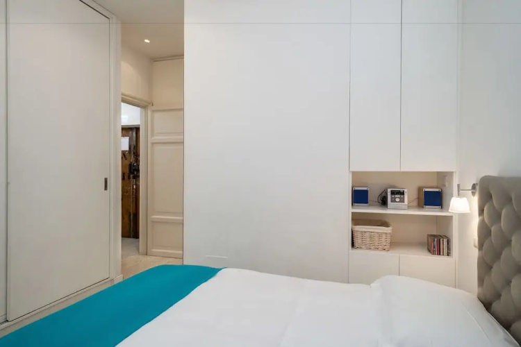 Travel & Stay - Maddalena