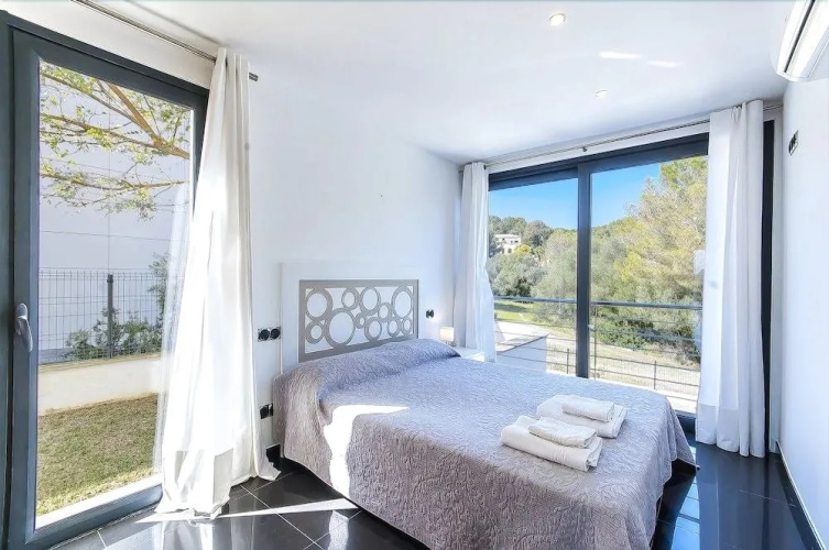 Villa Aqua