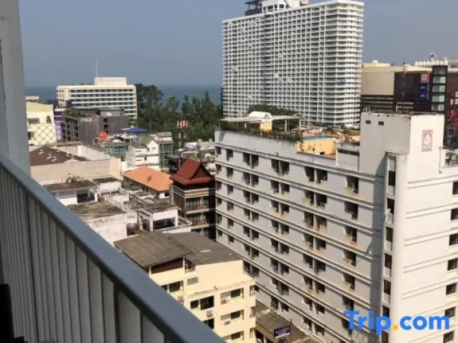 2 Bedrooms Double Suite with city view
