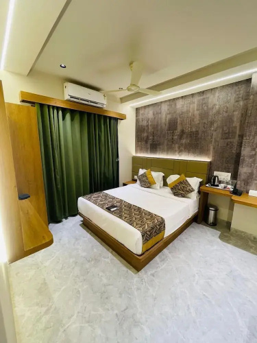 Hotel T2 Grand