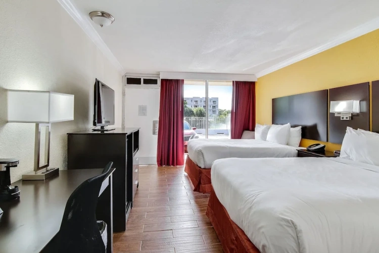Quadruple room