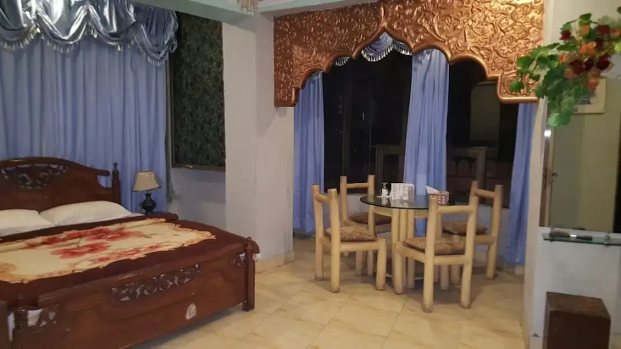 FortVista Eatery & Lodges Lahore