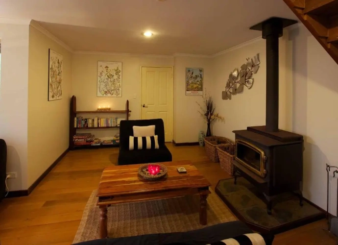 3 Bedrooms Cottage
