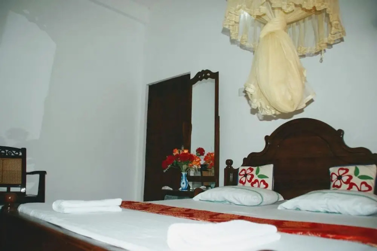 Homely Guest