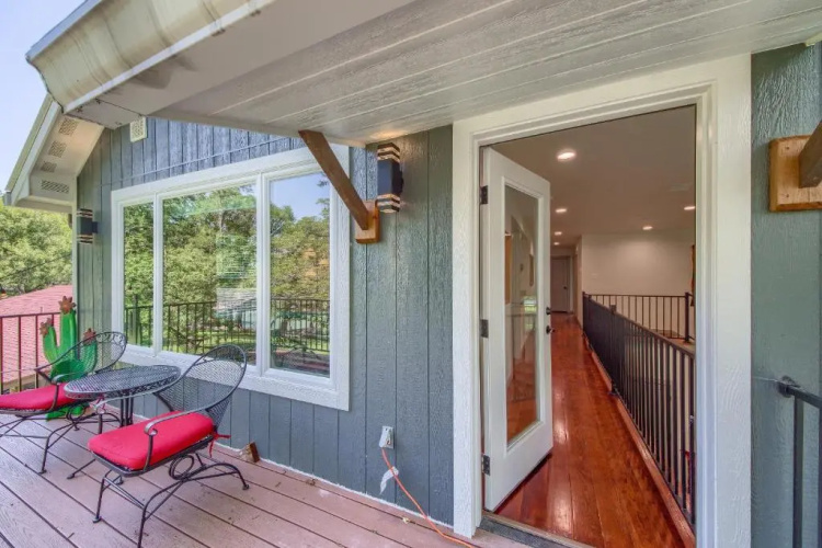 Down River Haus Ld 727 Home