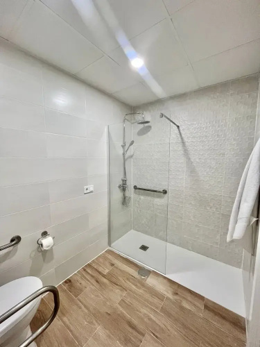 Ifema I in Madrid With 1 Bathrooms