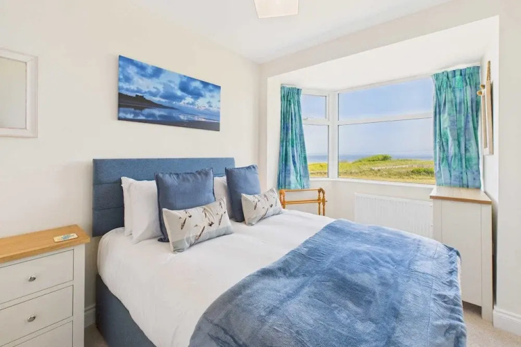 Host Stay Chirnells