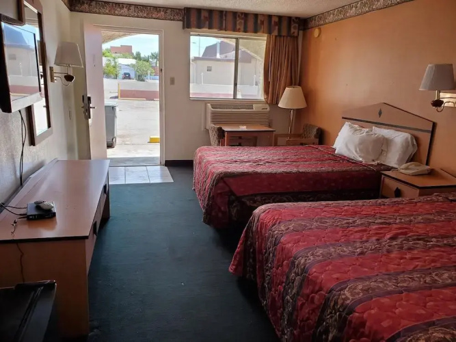 night Inn