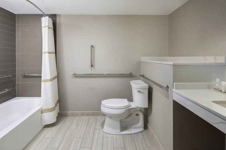 Double Club Suite