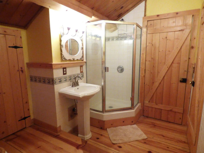Juneberry Lodge