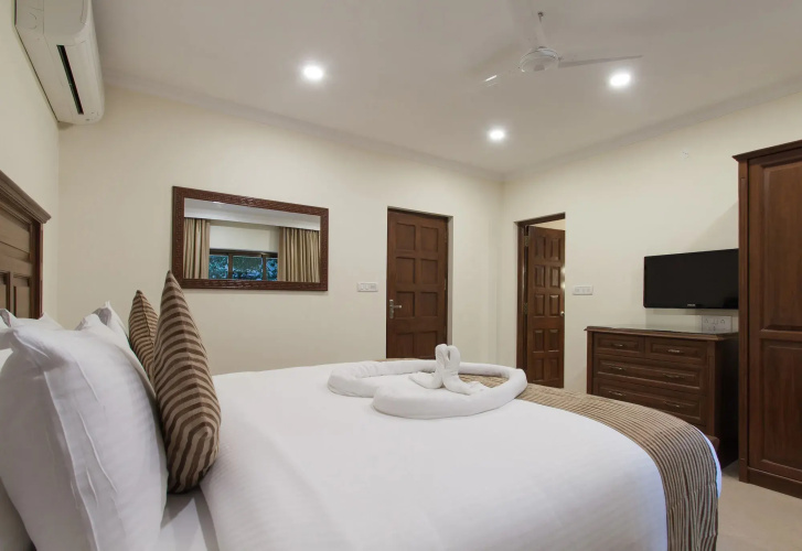 Seashell Suites and Villas