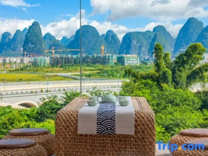Yishan Yunshui Hotel(Yulonghe Store, Shili Gallery, Yangshuo County)