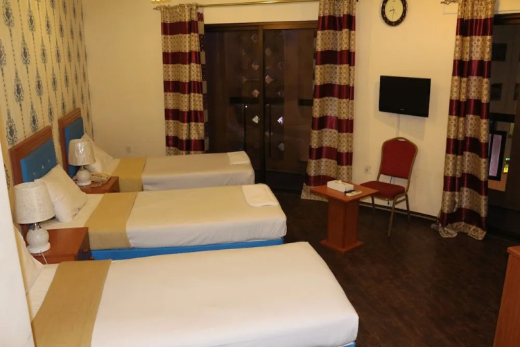 New Avon Hotel