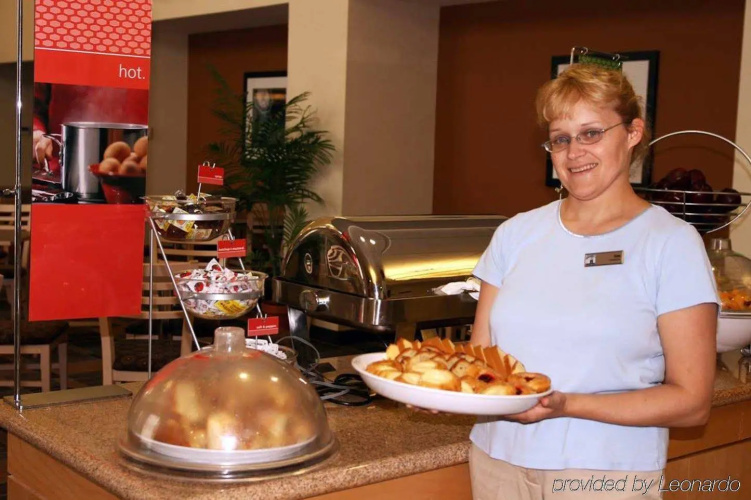 Hampton Inn & Suites by Hilton Saint John photo 13