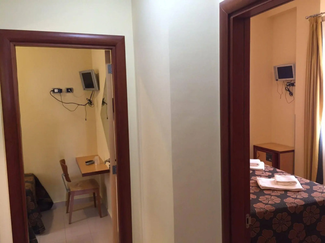 Piccadilly Suites and Rooms