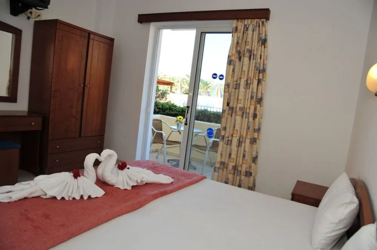 Dias Hotel