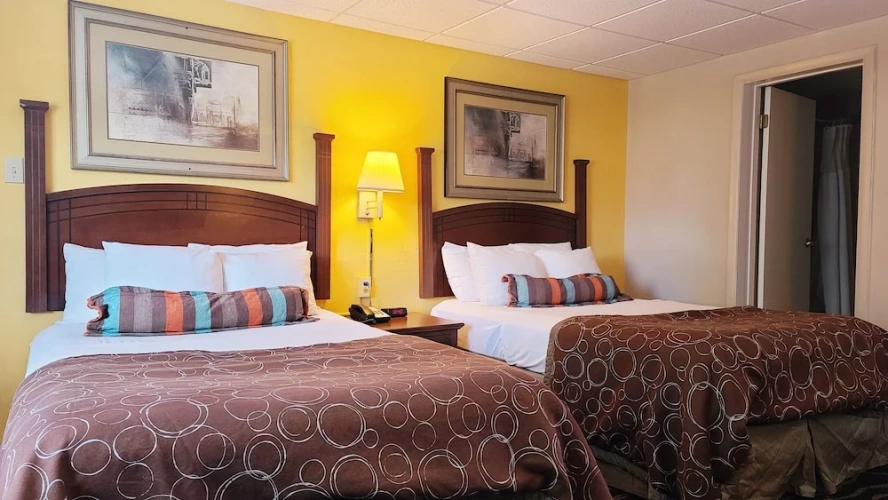 Deluxe Quadruple room