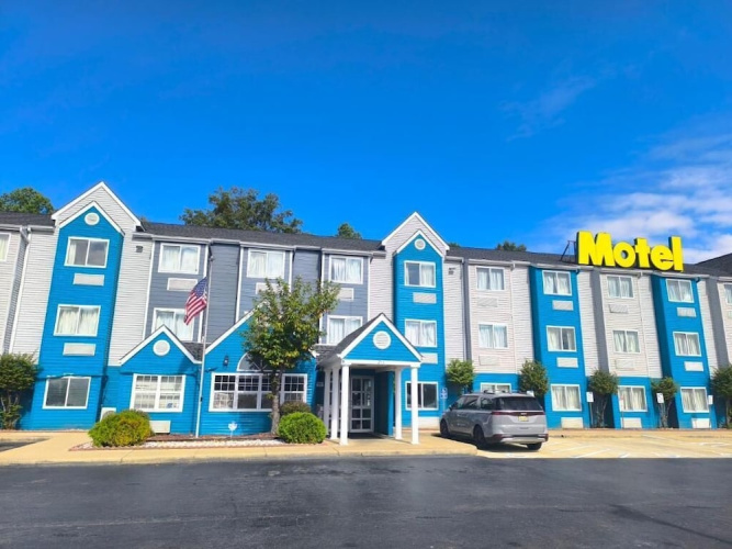 Budgetel Inn Birmingham - Birmingham, AL