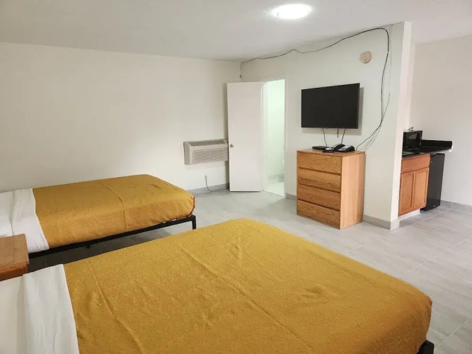 Economy Inn