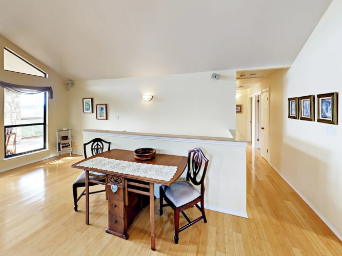 Howdy - 3 Br Home
