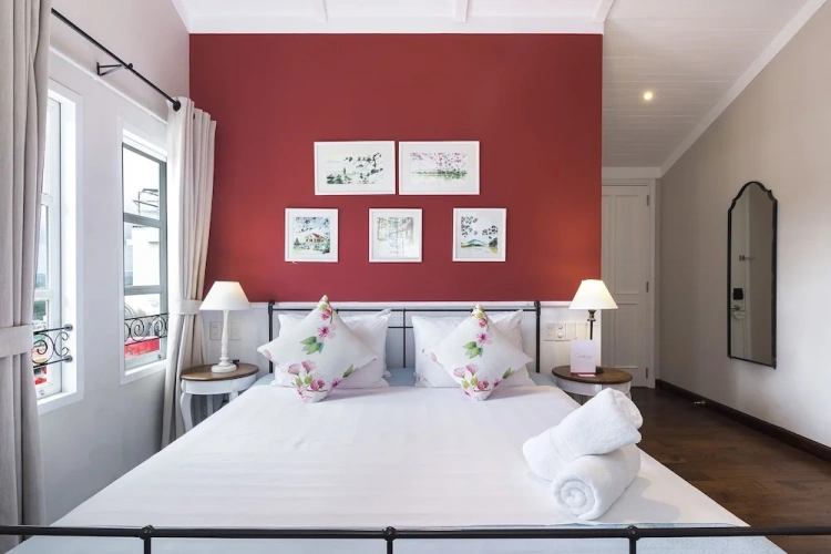 Premium Double Suite with garden view